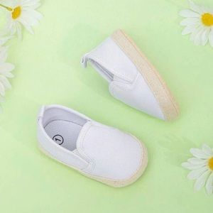 SHEIN Baby Toddler White Two Tone Slip On Flats